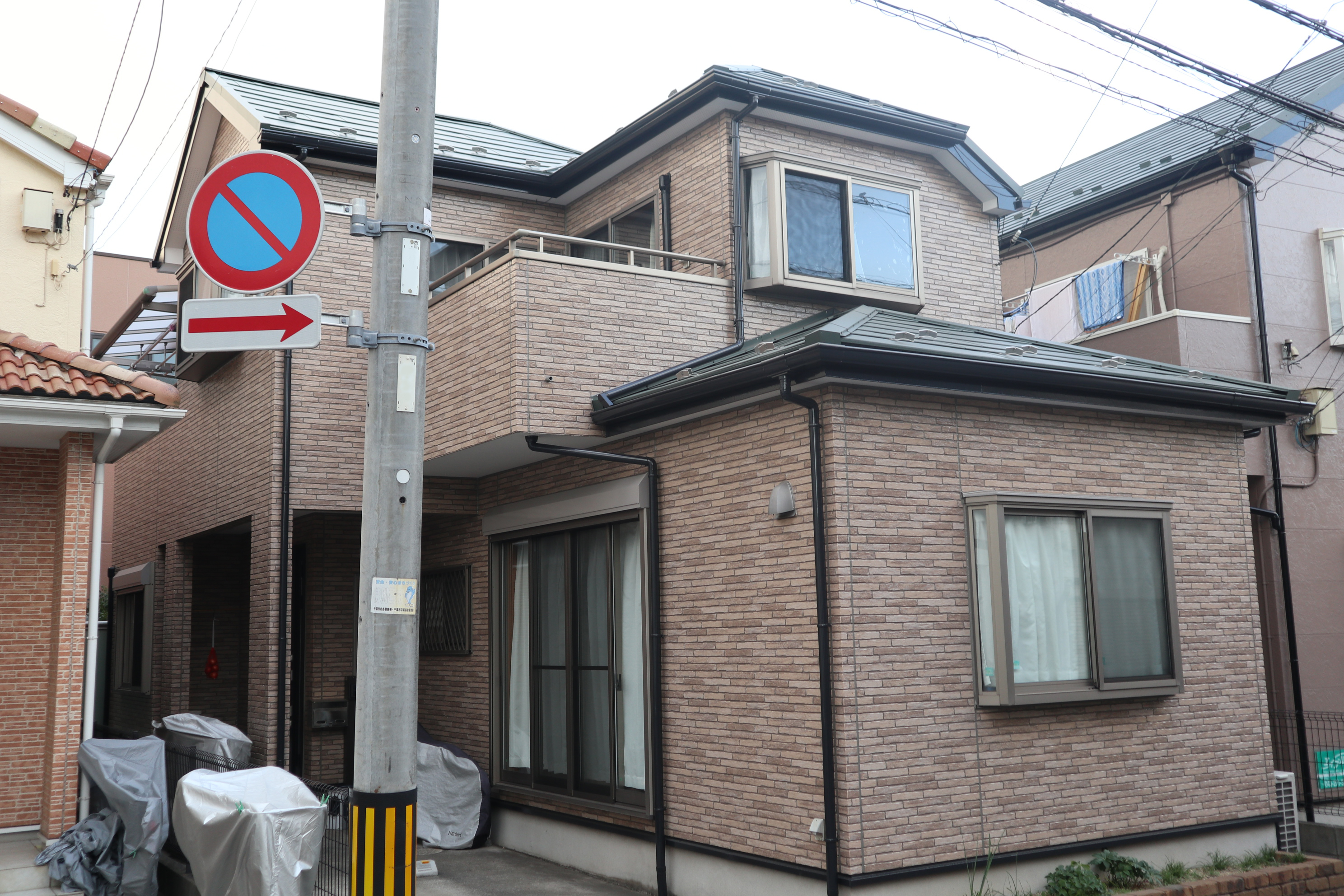 施工事例|屋根重ね葺き・外壁塗装工事|千葉市稲毛区 M様邸リフォーム